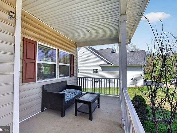 4th image of 9525 McKinley Ave