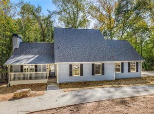 2710 Northlake Rd, Gainesville, GA 30506