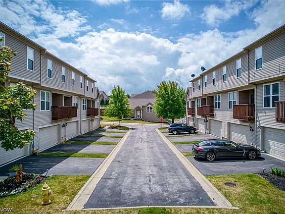 5th image of 295 Ashford Dr