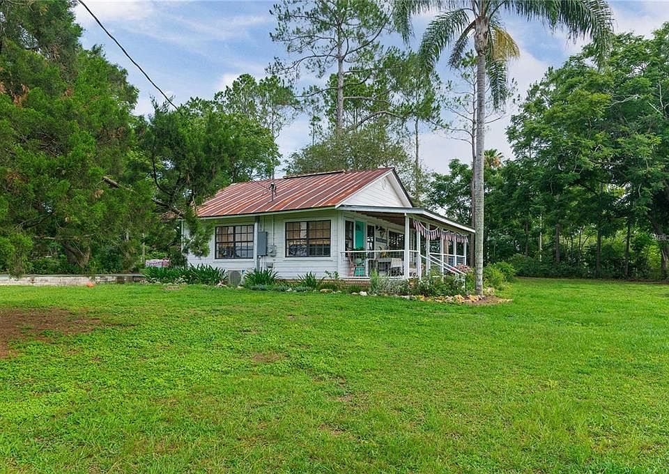 1st image of 39425 Wilds Rd