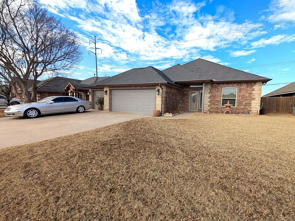 1st image of 2517 Thomas Dr