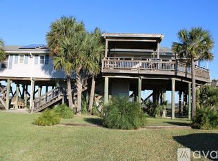 1518 Forrest Ave, Folly Beach, SC 29439