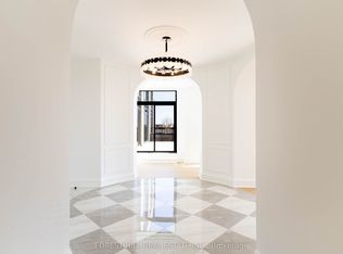 2010 Bathurst St #6A, Toronto, ON