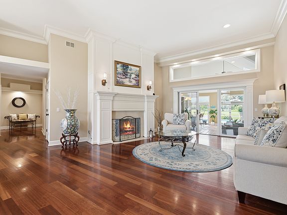 5th image of 4202 Royal Fox Dr