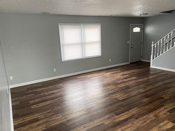 5th image of 4253 N Melvin Ln