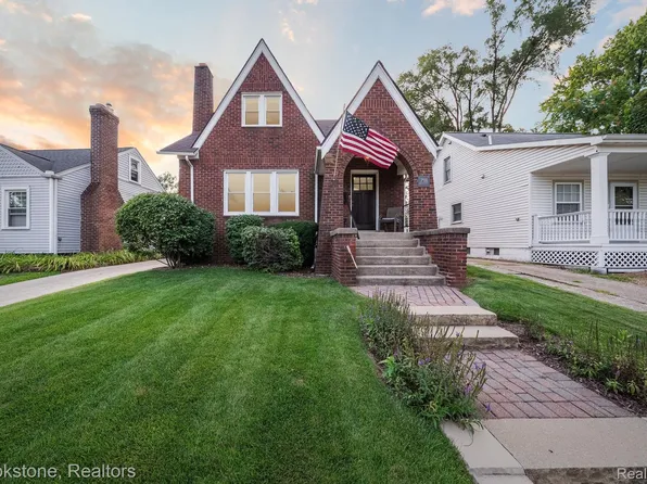 718 Irving Ave, Royal Oak, MI 48067