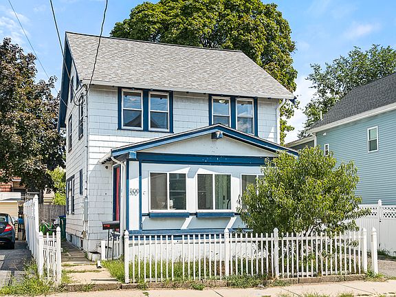 2nd image of 200 Riverside Ave