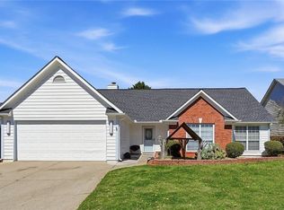 2833 Loral Pines Dr, Lawrenceville, GA 30044