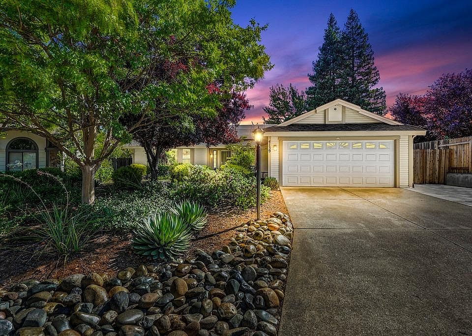 1st image of 4139 Brisbane Cir