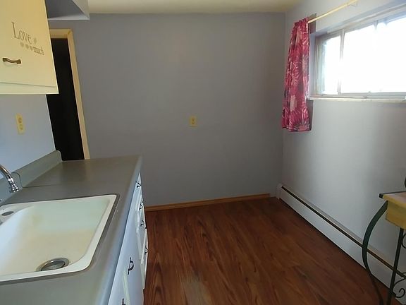 5th image of 408 N Vine St