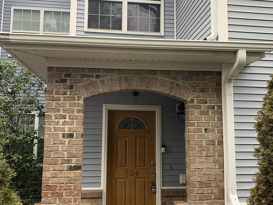 1st image of 1944 Tara Ct APT 204