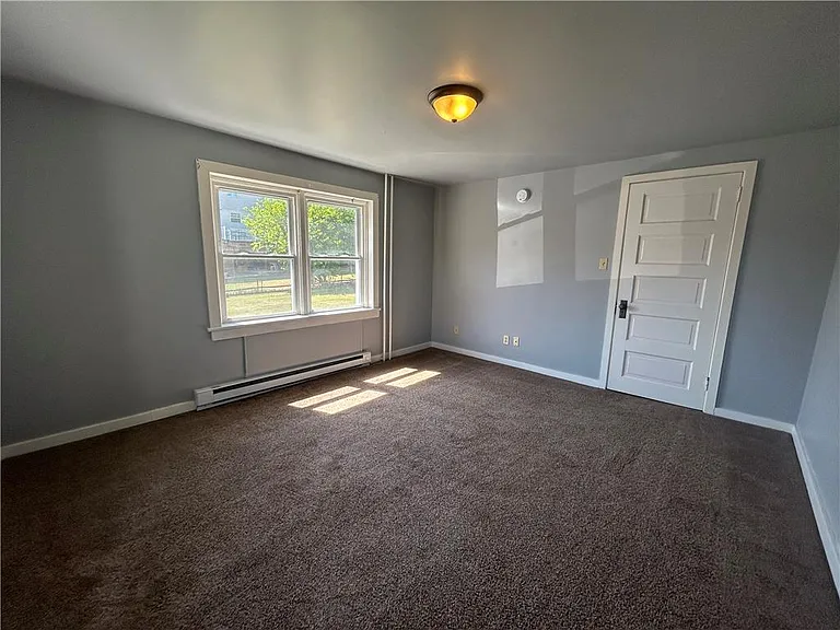218 E Susquehanna St #1B — Photo 6