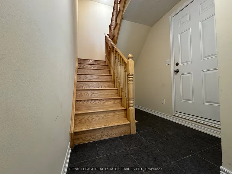 181 Plains Rd W #47 — Photo 7
