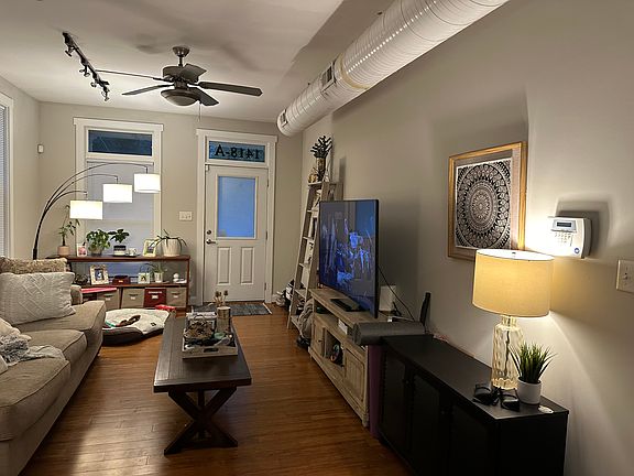 5th image of 1418 Porter St #A