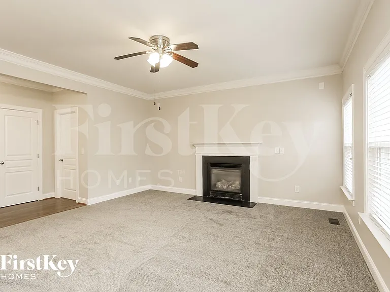5605 Catskill Ct — Photo 6