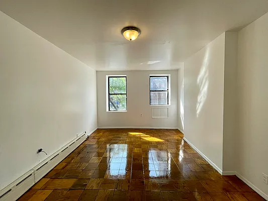 Rented by Mauro Bros Real Estate Services LLC | media 28