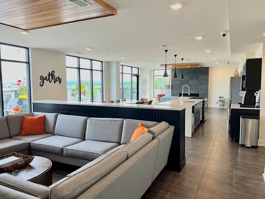 TC Lofts — Photo 3