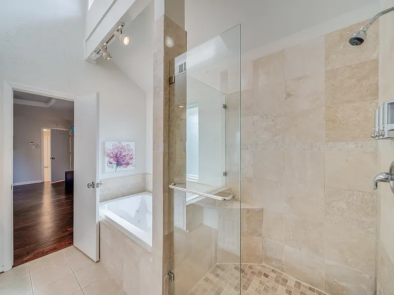 1021 Mellville Dr — Photo 16