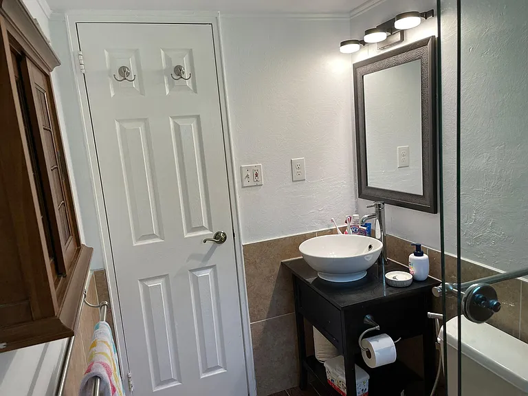 1633 Wrightson Dr — Photo 24