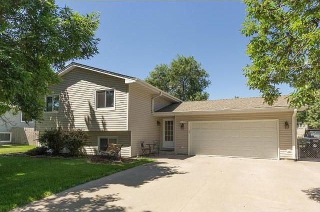 1st image of 11109 Louisiana Ct E