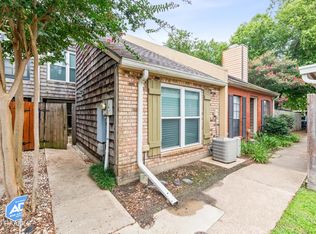 206 Long Plantation Blvd APT J, Lafayette, LA 70508