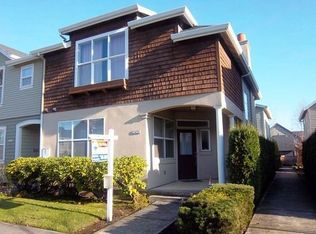 1430 NE Market Dr APT A, Fairview, OR 97024