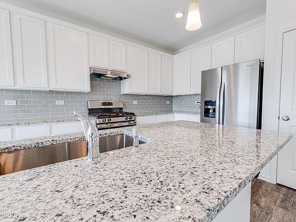 4th image of 4323 Chelsea Manor Cir