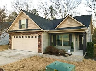 363 Aniken Cir, Boiling Springs, SC 29316
