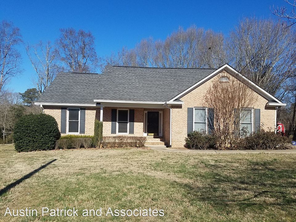 1st image of 605 Coventry Dr