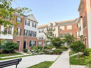 3541 Woodlake Dr, Silver Spring, MD 20904