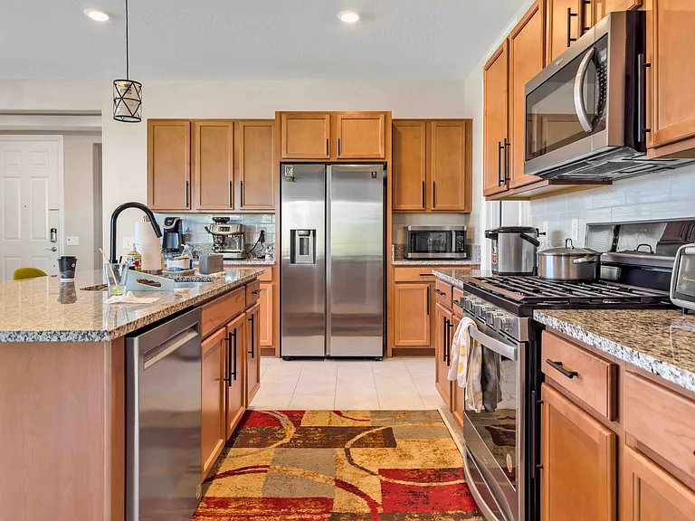 2404 Cold Canyon Ave — Photo 12