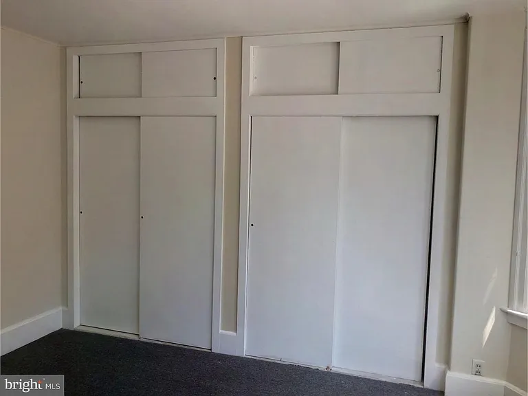 306 Leverington Ave — Photo 13