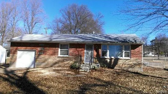 1023 Gabriel Dr photo 1