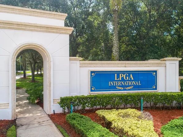 153 Pitching Wedge Dr, Daytona Beach, FL 32124