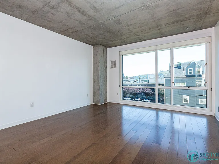 45 Bartlett St #413 — Photo 3