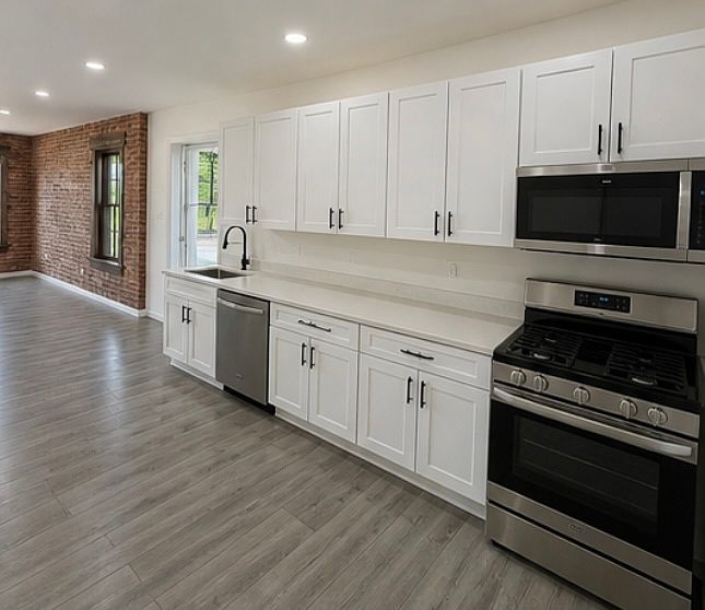 1st image of 1008 Amsterdam Rd #1