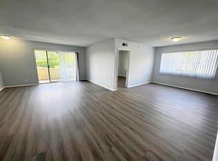 1541 N Laurel Ave APT 305, Los Angeles, CA 90046