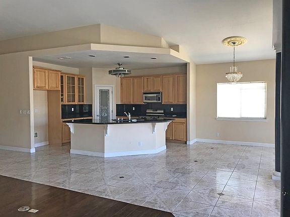 3rd image of 14432 Galleon Ln