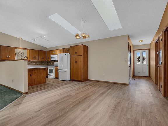 4th image of 1355 Rum River Ct #6