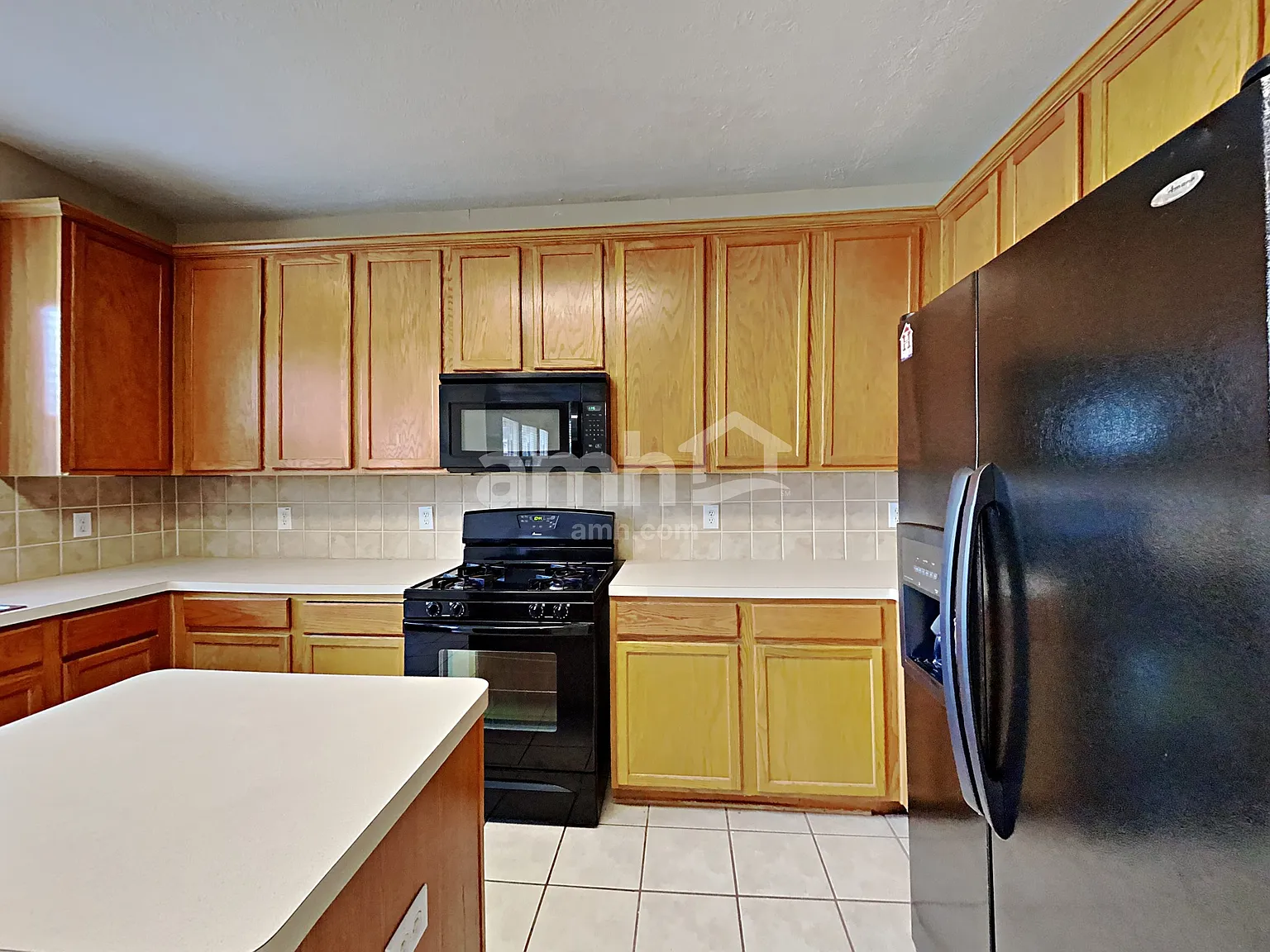 4 bed, 2.5 bath, 2706 sqft, $2,530 — Photo 3