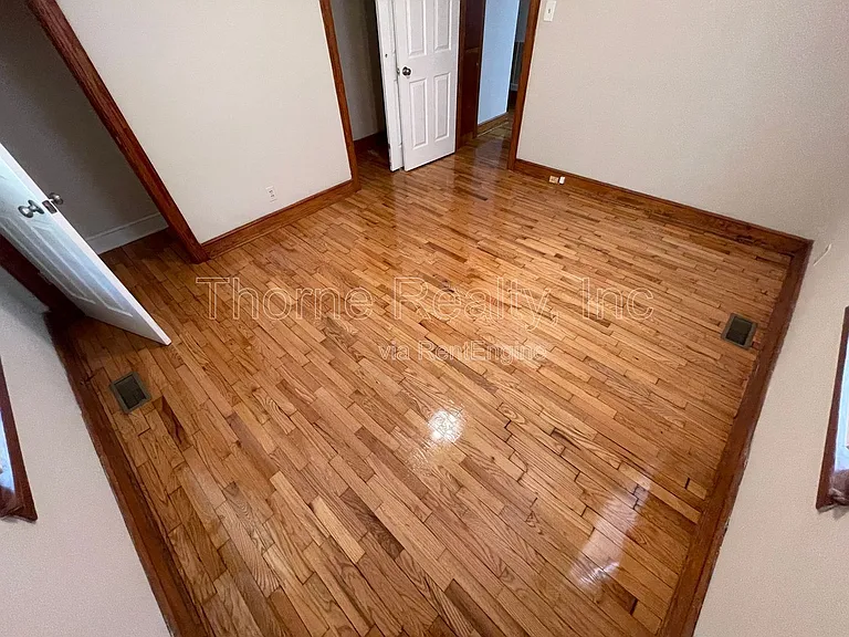 1809 Bedford Rd — Photo 11