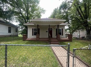 1306 E Furnace St, Joplin, MO 64801
