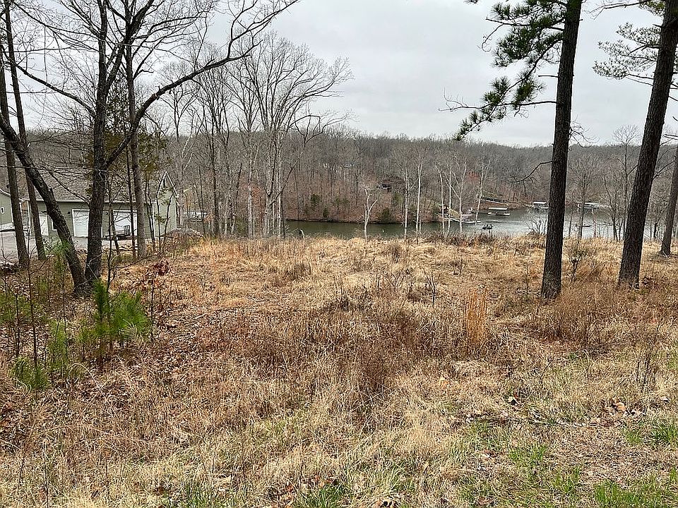 2nd image of 87 Hawthorne Pt