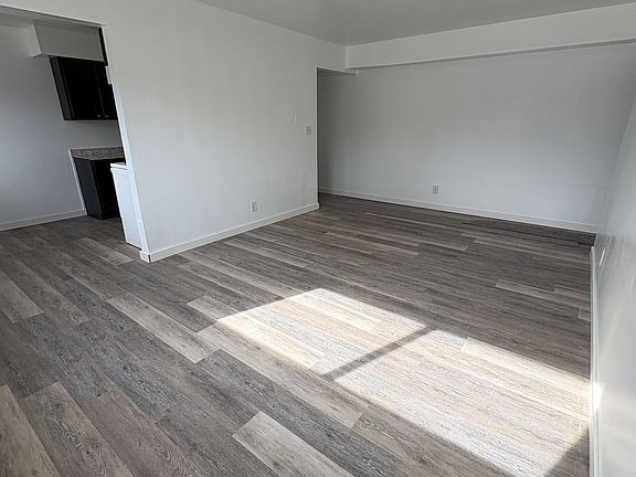 2nd image of 744 Michigan Ave E APT 3