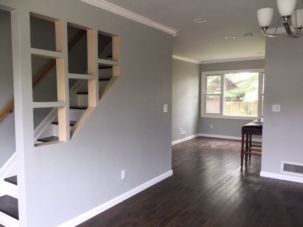 46 Fieldstone Dr