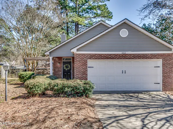 202 Commonwealth Ave, Brandon, MS 39047
