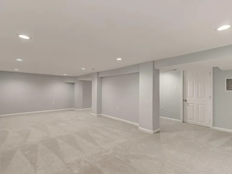 4813 Crowson Ave — Photo 7