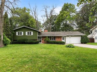 2109 S Kernan Ave, Appleton, WI 54915