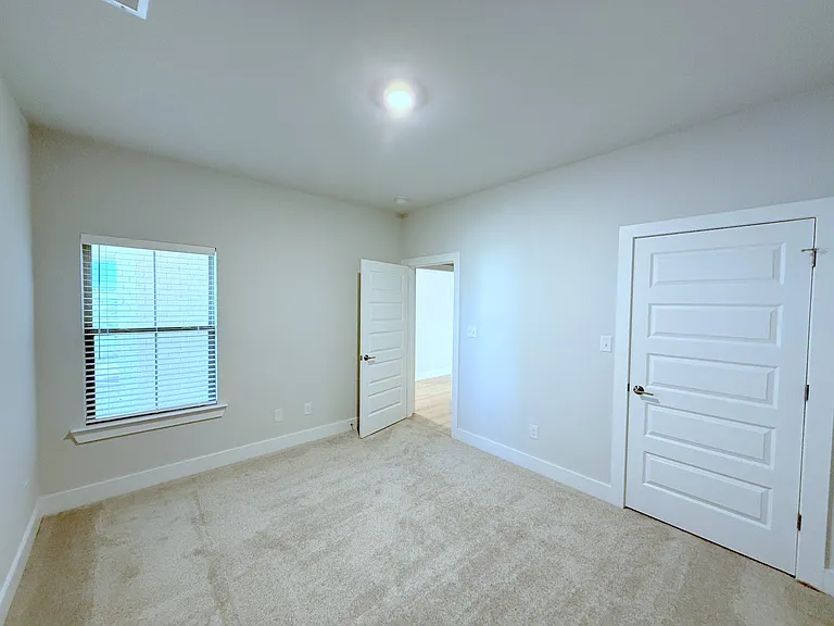 128 Clift Farm Dr — Photo 28