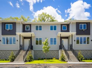 23 Northbrook Rd #202, Spring Valley, NY 10977